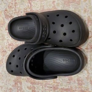 Black Crocs